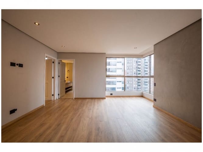 Apartamento de 2 alcobas en venta en Provenza, Medellín, 211 m² · foto 13 de 19