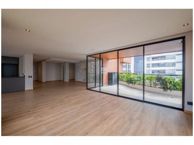 Apartamento de 2 alcobas en venta en Provenza, Medellín, 211 m² · foto 17 de 19