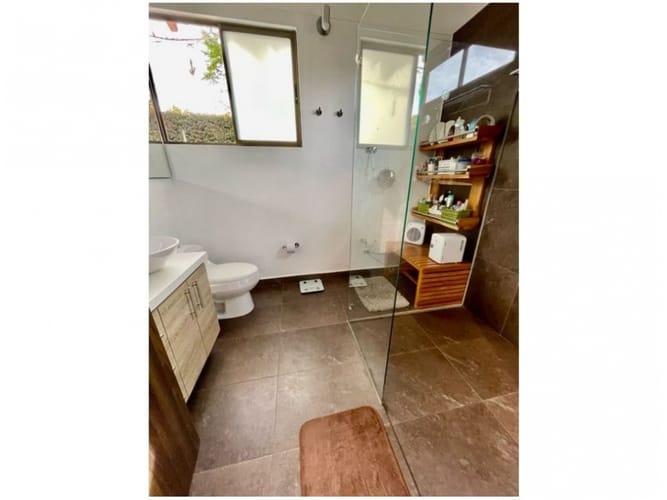 Casa de 4 alcobas en venta en Loma Del Escobero, Envigado, 515 m² · foto 13 de 18