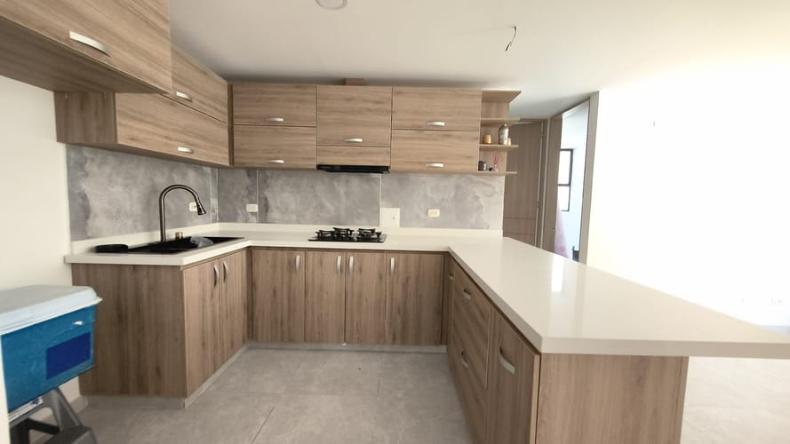 Apartamento de 3 alcobas en arriendo en Ricaurte, Ricaurte, 77 m² · foto 4 de 12