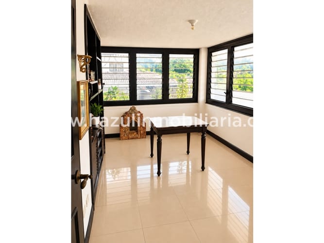 Apartamento de 6 alcobas en venta en El Centro, Manizales, 496 m² · foto 13 de 19