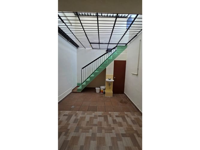 Casa de 5 alcobas en arriendo en Las Mercedes, Itagüí, 110 m² · foto 18 de 24