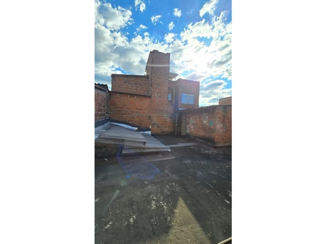 Casa de 5 alcobas en arriendo en Las Mercedes, Itagüí, 110 m² · foto 23 de 24