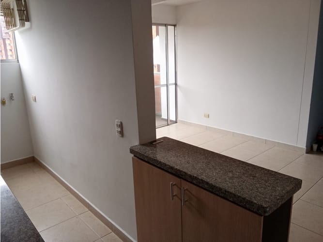 Apartaestudio en arriendo en Calasanz, Medellín, 60 m² · foto 13 de 24