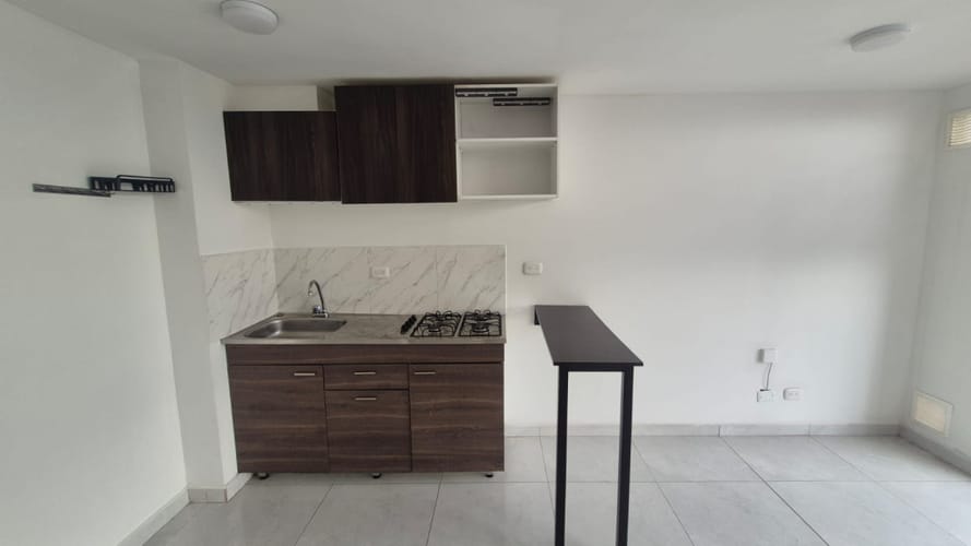 Apartamento de 2 alcobas en arriendo en Fontibon, Bogotá, 40 m² · foto 2 de 16