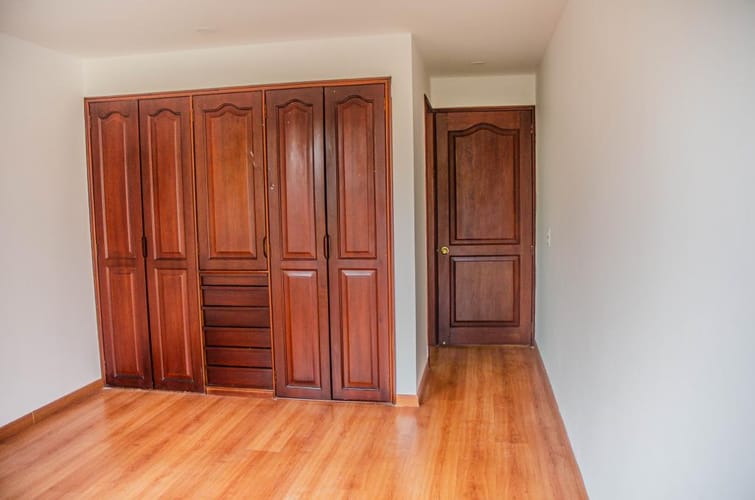 Apartamento de 3 alcobas en venta en Santa Bibiana, Bogotá, 147 m² · foto 4 de 18