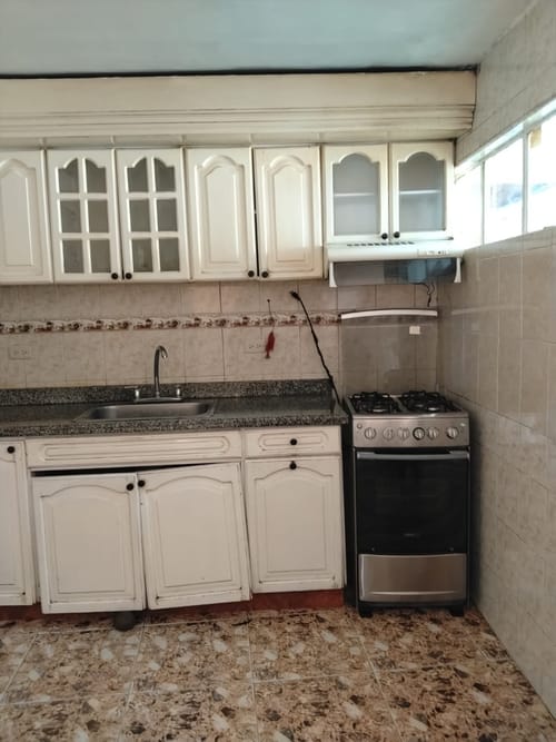 Apartamento de 3 alcobas en arriendo en Santa Lucia, Bogotá, 90 m² · foto 6 de 12