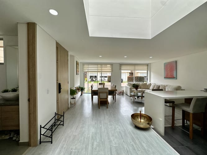 Casa de 4 alcobas en venta en Bojaca, Chía, 150 m² · foto 2 de 24