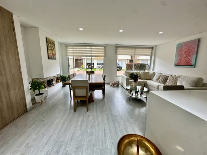 Casa de 4 alcobas en venta en Bojaca, Chía, 150 m² · foto 3 de 24