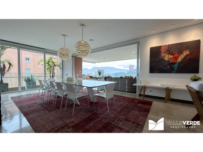Apartamento de 3 alcobas en venta en Las Lomas, Medellín, 406 m² · foto 5 de 24