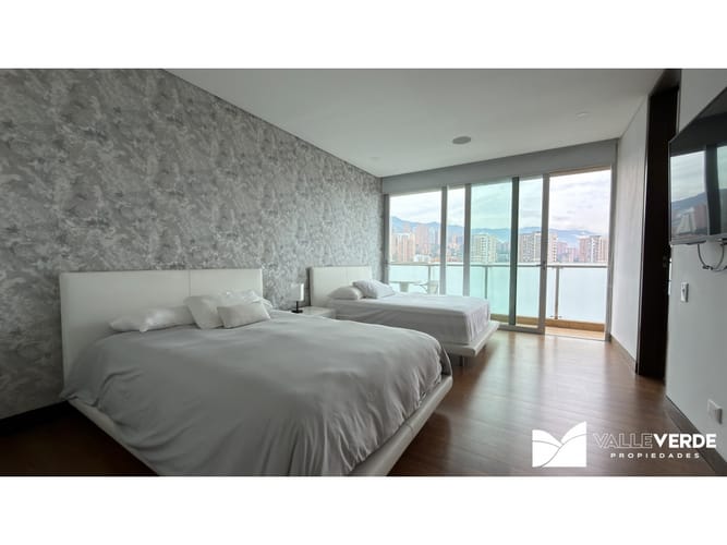 Apartamento de 3 alcobas en venta en Las Lomas, Medellín, 406 m² · foto 20 de 24