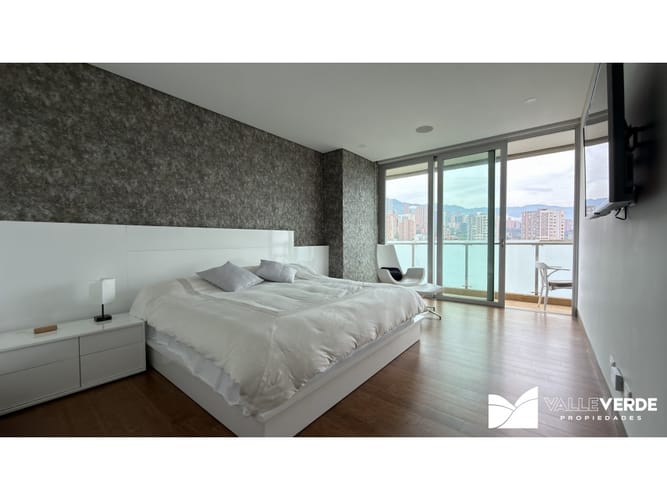 Apartamento de 3 alcobas en venta en Las Lomas, Medellín, 406 m² · foto 24 de 24