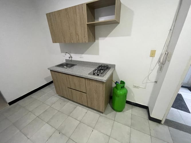 Consultorio en arriendo en San Vicente, Cali, 25 m² · foto 6 de 15