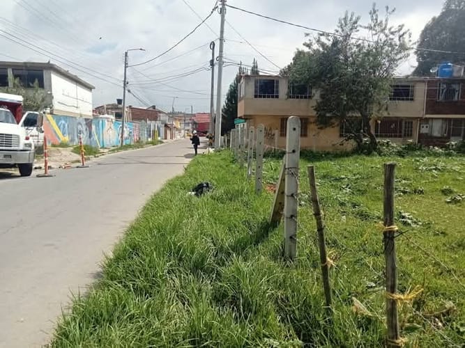 Lote en venta en Ub Los Geranios, Chía, 2551 m² · foto 3 de 5