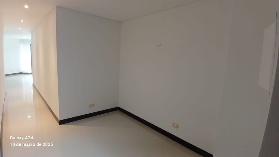 Apartaestudio en venta en Normandia, Cali, 70 m² · foto 6 de 24