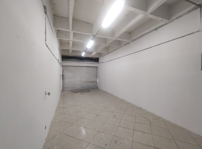 Local en arriendo en Estacion Villa, Medellín, 62 m² · foto 8 de 10