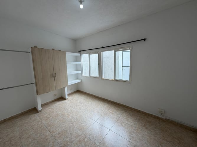 Edificio en venta en San Vicente, Cali, 330 m² · foto 7 de 17