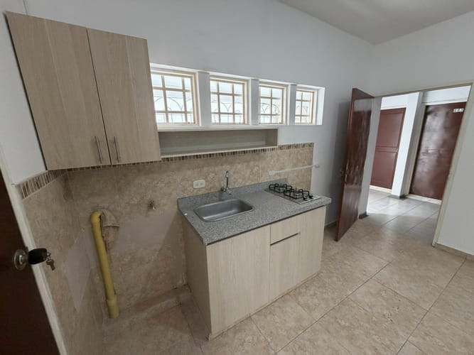 Edificio en venta en San Vicente, Cali, 330 m² · foto 8 de 17