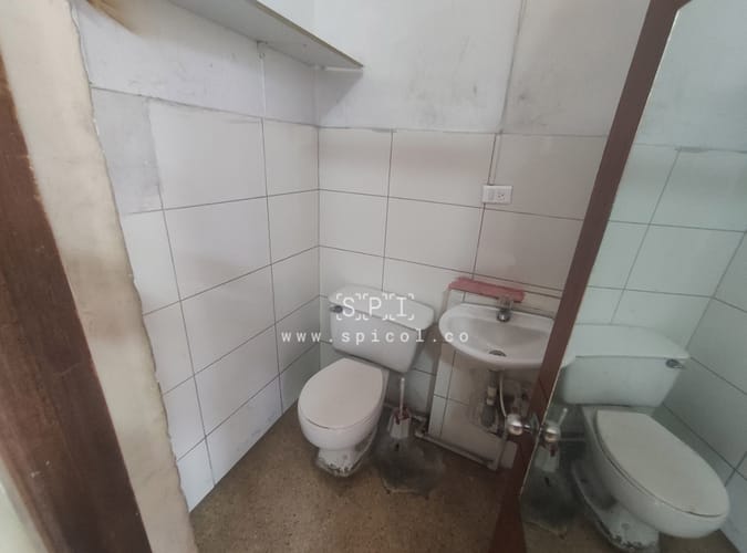 Local en arriendo en La Candelaria, Medellín, 68 m² · foto 8 de 14