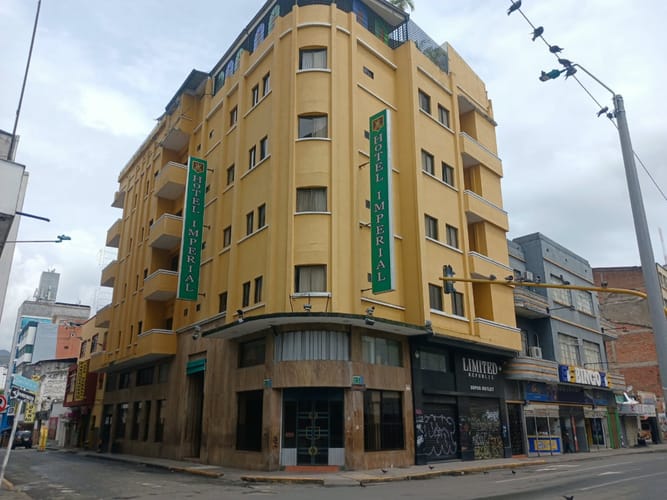Apartamento de 20 alcobas en venta en San Pedro, Cali · foto 1 de 24
