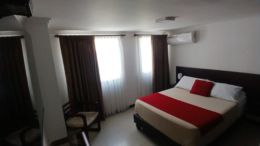 Apartamento de 20 alcobas en venta en San Pedro, Cali · foto 9 de 24