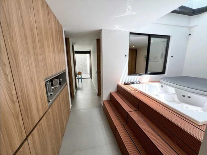 Casa de 3 alcobas en venta en Laureles Nogal, Medellín, 192 m² · foto 10 de 13