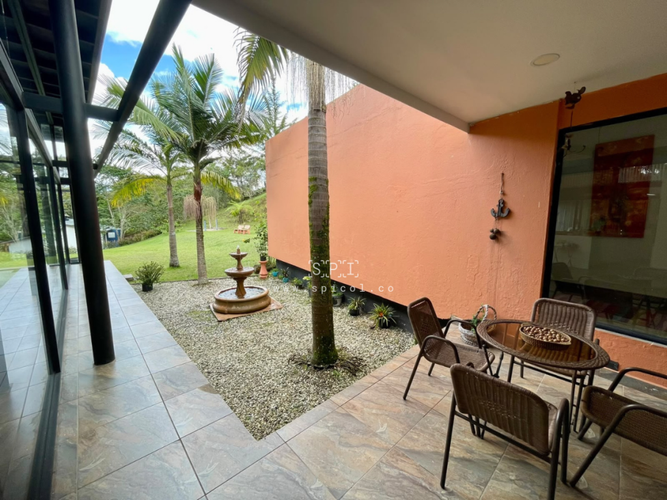 Casa de 3 alcobas en arriendo en El Capiro, Rionegro, 400 m² · foto 16 de 24