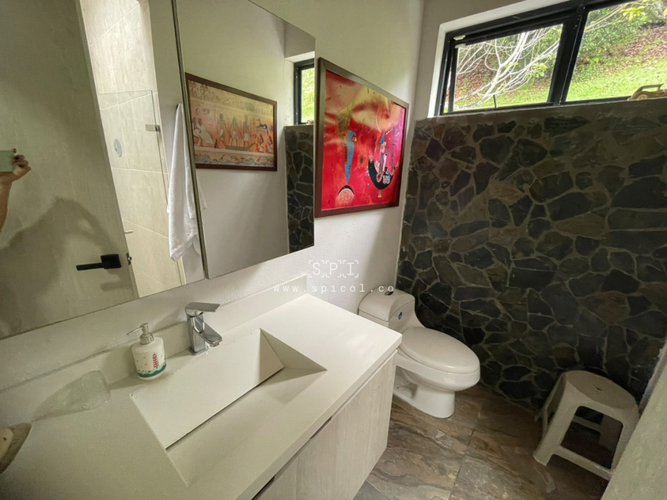Casa de 3 alcobas en arriendo en El Capiro, Rionegro, 400 m² · foto 23 de 24