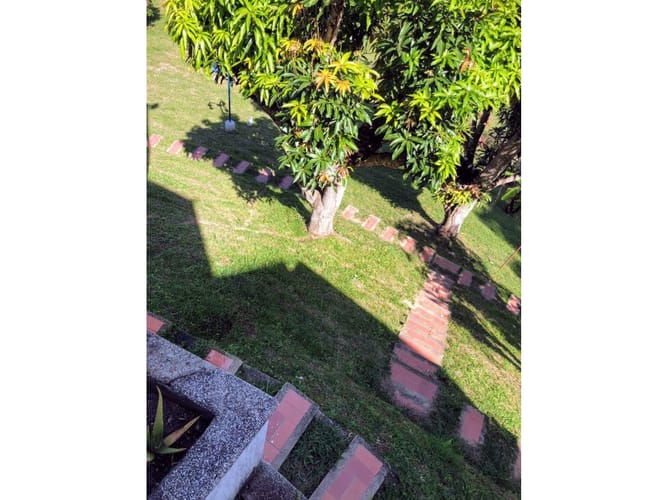Casa de 3 alcobas en venta en Casiano, Floridablanca, 240 m² · foto 2 de 20