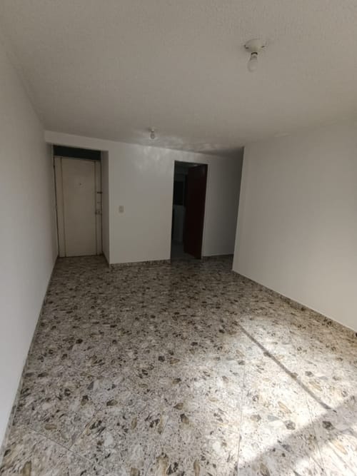 Apartamento de 3 alcobas en arriendo en Pontevedra, Bogotá, 65 m² · foto 2 de 14