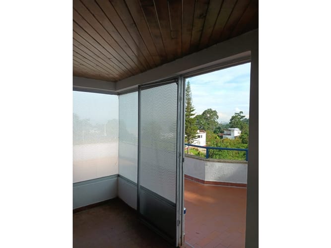 Casa de 3 alcobas en venta en Casiano, Floridablanca, 240 m² · foto 13 de 20