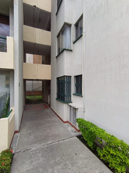 Apartamento de 4 alcobas en arriendo en Pasoancho, Cali, 55 m² · foto 5 de 24