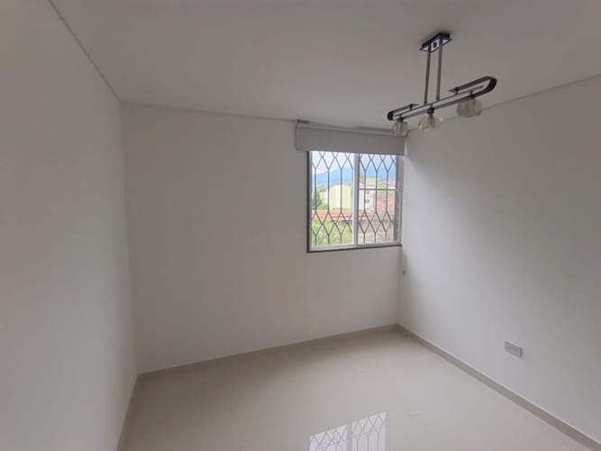 Apartamento de 4 alcobas en arriendo en Pasoancho, Cali, 55 m² · foto 15 de 24