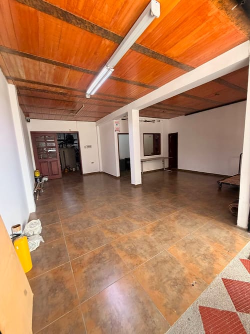 Casa de 4 alcobas en arriendo en San Cipriano, Bogotá, 548 m² · foto 6 de 22