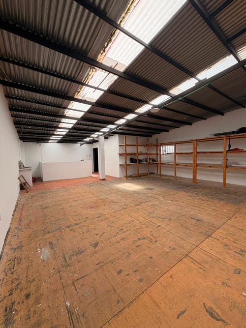 Casa de 4 alcobas en arriendo en San Cipriano, Bogotá, 548 m² · foto 13 de 22