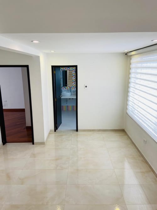 Casa de 4 alcobas en venta en Alhambra, Bogotá, 300 m² · foto 7 de 14