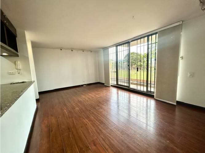 Apartamento de 3 alcobas en venta en Fontibon, Bogotá, 108 m² · foto 5 de 24