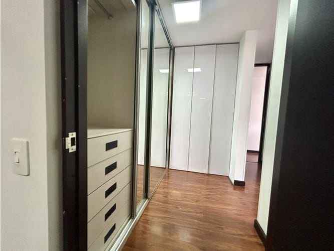Apartamento de 3 alcobas en venta en Fontibon, Bogotá, 108 m² · foto 18 de 24