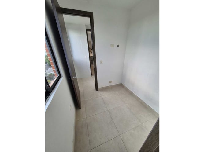 Apartamento de 3 alcobas en venta en Los Alpes, Barranquilla, 105 m² · foto 8 de 24