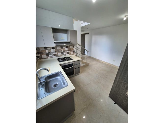 Apartamento de 3 alcobas en venta en Los Alpes, Barranquilla, 105 m² · foto 12 de 24