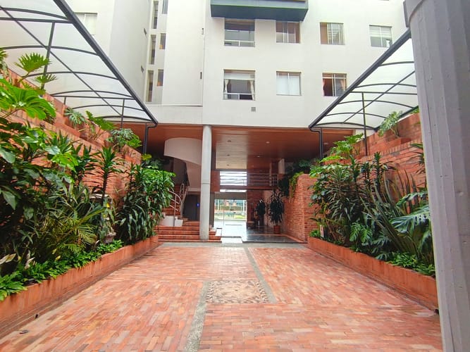 Apartaestudio en venta en Cedritos, Bogotá, 33 m² · foto 14 de 15