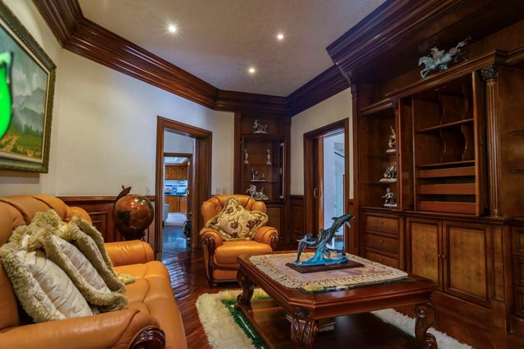 Casa de 3 alcobas en venta en El Refugio, Bogotá, 940 m² · foto 6 de 24