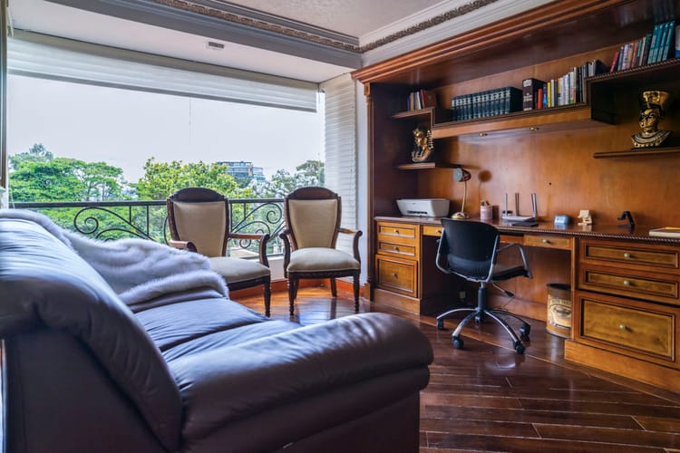 Casa de 3 alcobas en venta en El Refugio, Bogotá, 940 m² · foto 11 de 24
