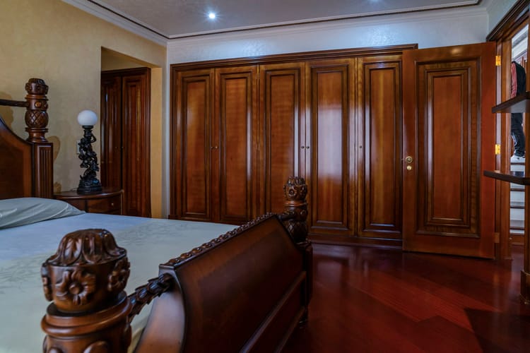 Casa de 3 alcobas en venta en El Refugio, Bogotá, 940 m² · foto 23 de 24