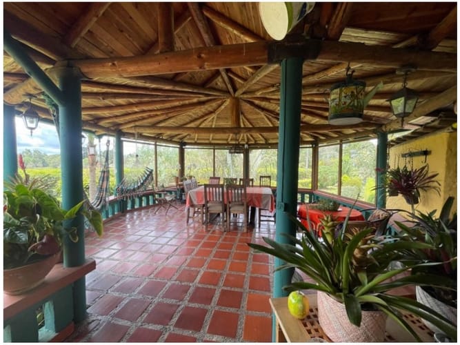 Finca en venta en Santa Elena, Medellín, 200 m² · foto 5 de 18
