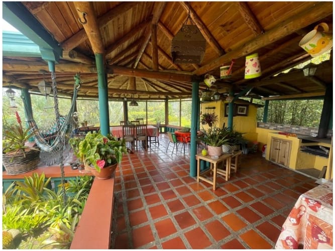 Finca en venta en Santa Elena, Medellín, 200 m² · foto 6 de 18