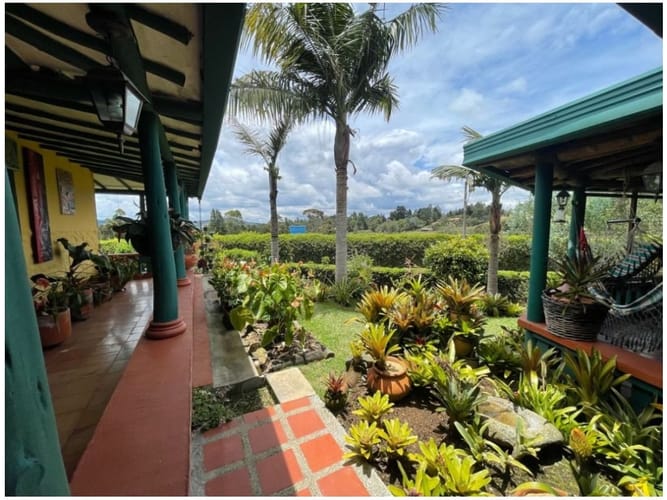 Finca en venta en Santa Elena, Medellín, 200 m² · foto 9 de 18