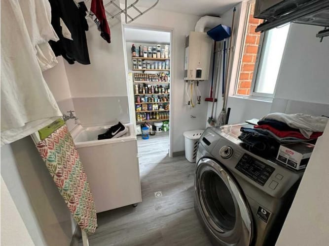 Apartamento de 3 alcobas en venta en La Tomatera, Medellín, 130 m² · foto 7 de 12