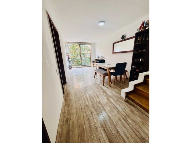 Apartamento de 4 alcobas en venta en Ciudad Salitre Oriental, Bogotá, 98 m² · foto 2 de 9