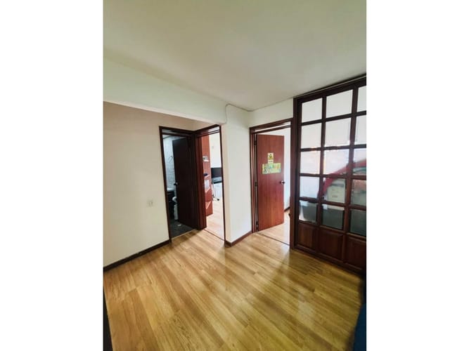 Apartamento de 4 alcobas en venta en Ciudad Salitre Oriental, Bogotá, 98 m² · foto 3 de 9